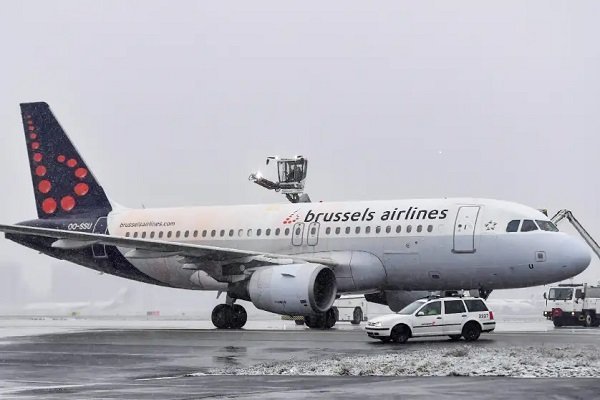بیلجیئم میں تمام فضائی پروازیں معطل رکھنے کا اعلان بیلجیئم میں تمام فضائی پروازیں معطل رکھنے کا اعلان