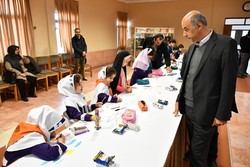 مسابقه نقاشی ۴۰ متری ویژه دانش آموزان در گرگان برگزار شد