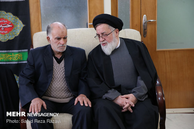 Leader’s rep. visits families of martyrs of Zahedan terrorist attack