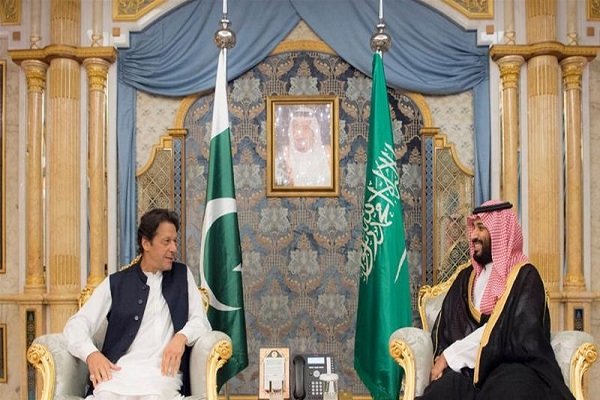 Saudi crown prince postpones Pakistan visit amid protests