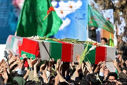 پیکر شهید مدافع حرم «احمد سیرنائبی» در جنوب تهران تشییع شد