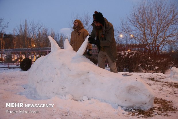 Snow sculpting competition held in Tabriz