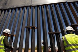 بایدن احتمالا با تکمیل دیوار مرزی مکزیک موافقت می کند