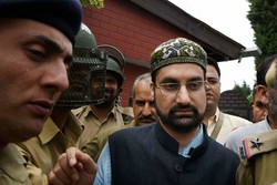 India withdraws security of Kashmiri separatists