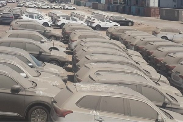 تعلل ۲ ساله در ترخیص خودروهای معطل مانده در گمرک خرمشهر