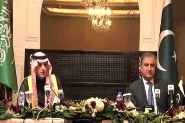 سفر الجبیر به پاکستان همراه با پیام ویژه محمد بن سلمان