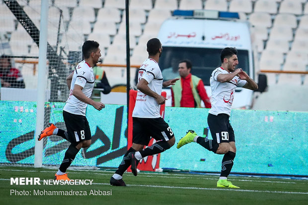 Persepolis beats Padideh to reach semis in Hazfi Cup