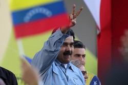 Maduro offers to establish permanent peace dialogue with Venezuelan opposition