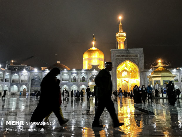 Snowfall blankets Imam Reza (AS) holy shrine