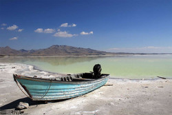 Govt. pledges to increase water level at Lake Urmia 