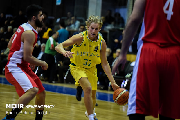 Iran vs Australia at 2019 FIBA Basketball World Cup qualifiers