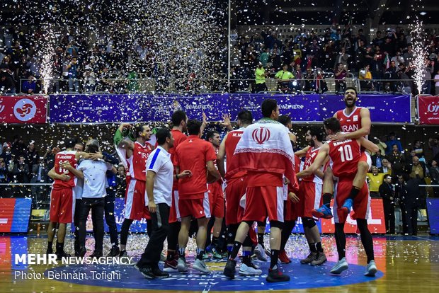 Iran vs Australia at 2019 FIBA Basketball World Cup qualifiers