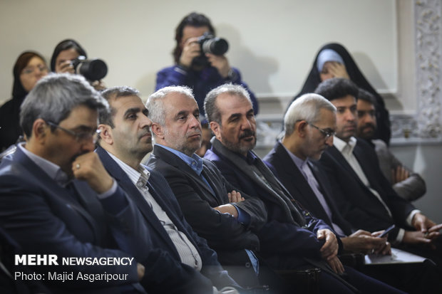 Tehran's mayor attends 1st presser 