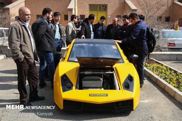 Modern power trains showcased in Tehran