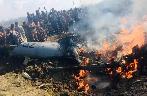 Indian fighter jet crashes in Budgam district of Kashmir