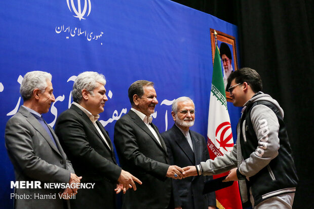 افتتاح پردیس مغز با حضور معاون اول رییس جمهور