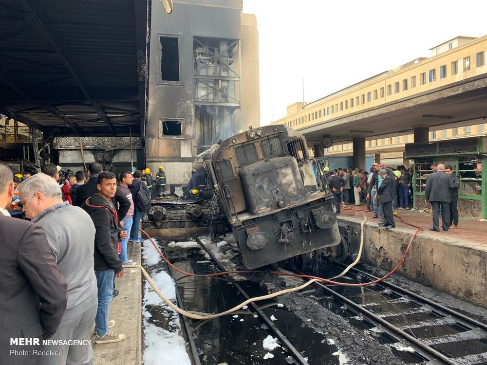 ۱۰ کشته در حادثه قطار مسافربری/ ۱۵ نفر مصدوم شدند