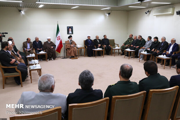 دیدار دست‌اندرکاران کنگره بزرگداشت شهدای استان کرمان با رهبر معظم انقلاب