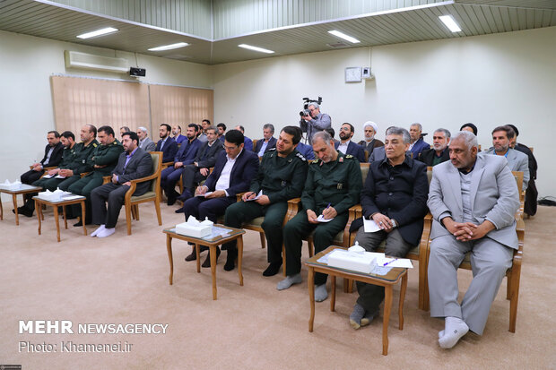 دیدار دست‌اندرکاران کنگره بزرگداشت شهدای استان کرمان با رهبر معظم انقلاب