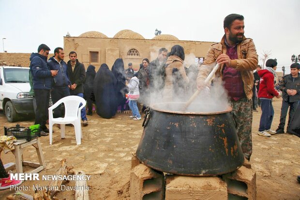 ششمین جشنواره سمنو شهر درق