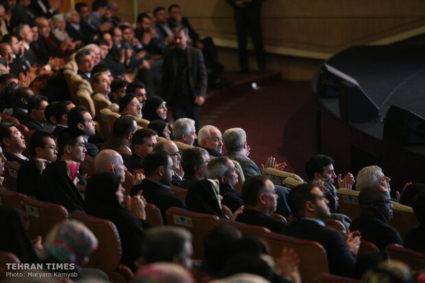 Iranian, regional officials and artists celebrate Noruz