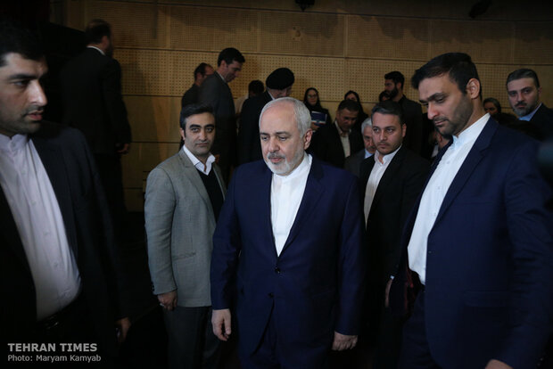 Iranian, regional officials and artists celebrate Noruz