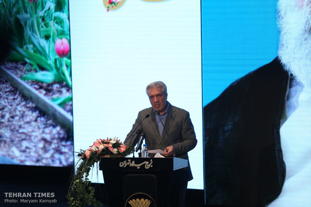 Iranian, regional officials and artists celebrate Noruz