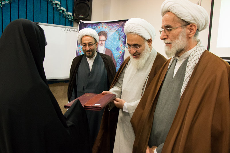 جامعه،ارتقا،علميه،قزوين،امام،نقش،موضوع،استان،معنويت،خميني،ره