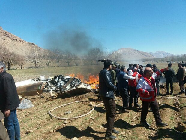 İran'da ambulans helikopteri düştü