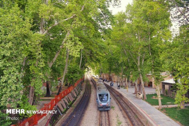 قطار گردشگری لرستان دوباره به‌راه می‌افتد