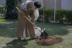 Ayatollah Khamenei plants trees on National Day of Planting Trees