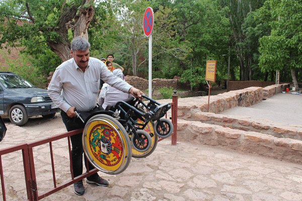 تشکیل کارگروهی برای مناسب‌سازی تاسیسات گردشگری ویژه معلولین