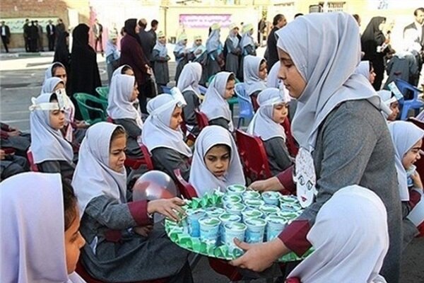 ۳۰ هزار دانش آموز مشهد زیر پوشش طرح تغذیه رایگان قرار گرفتند