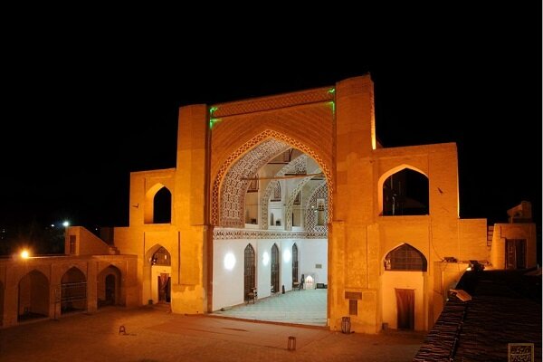 آمادگی مساجد شهر قزوین برای پذیرایی از مسافران نوروزی