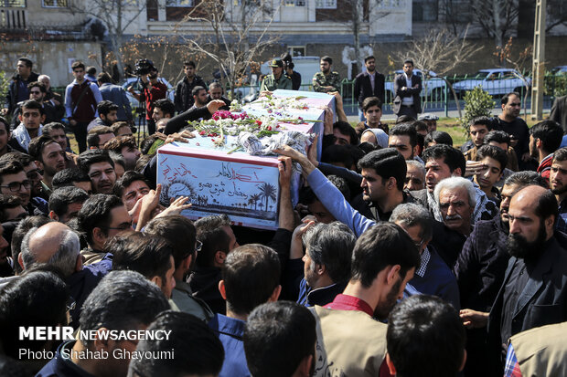 مراسم تدفین شهدای گمنام در دانشگاه تهران جنوب