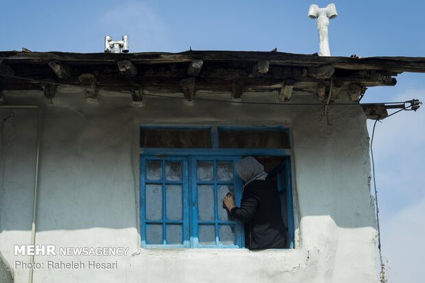 آیین سنتی خانه تکانی در آستانه نوروز