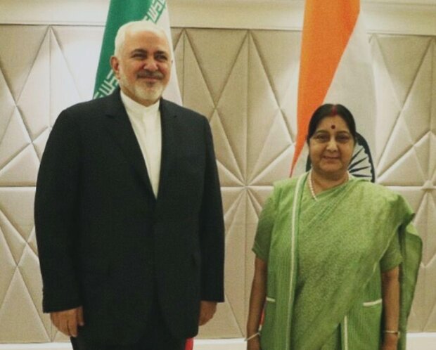 وزرای امور خارجه ایران و هند گفتگو و تبادل نظر کردند