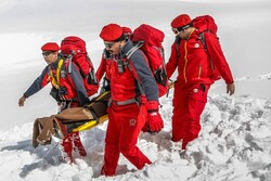 Mountain search and rescue groups on call during New Year holidays