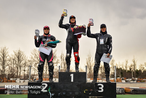 1st women's high-speed moto racing 