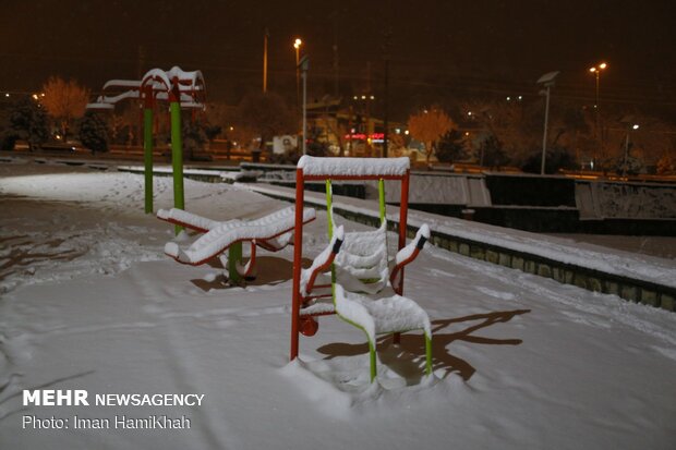 شب برفی همدان