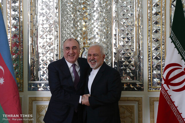 Iranian, Azeri FMs meet in Tehran