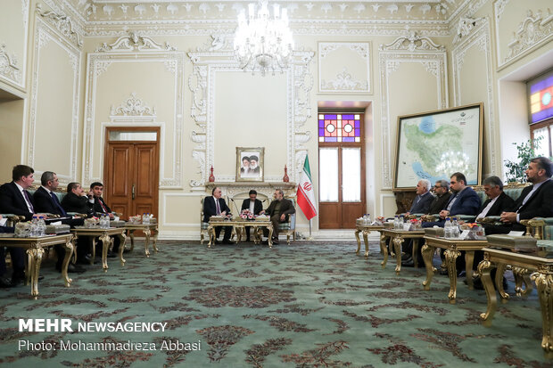 Larijani's meeting with Azeri FM