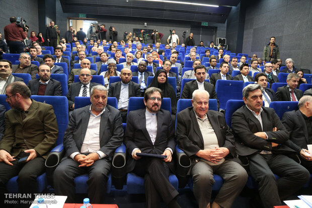  Iranian officials, diplomatic delegations plant trees as a sign of friendship and peace