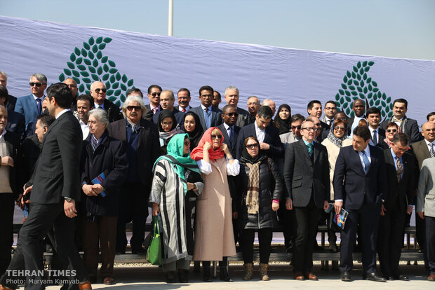  Iranian officials, diplomatic delegations plant trees as a sign of friendship and peace