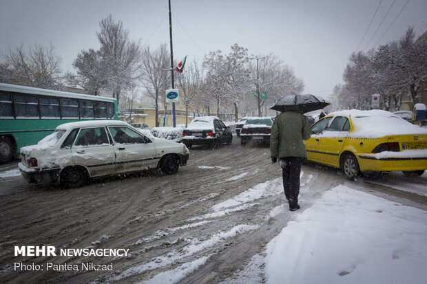 Shahrekord under snow on eve of Nowruz