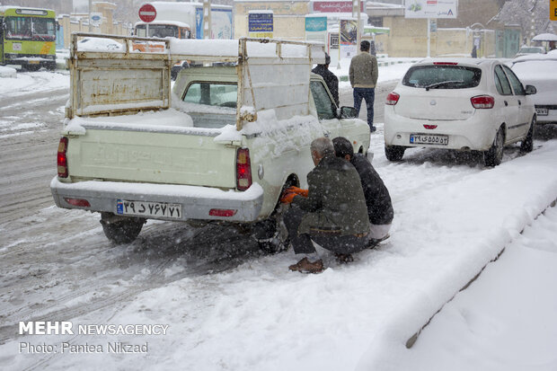 Shahrekord under snow on eve of Nowruz