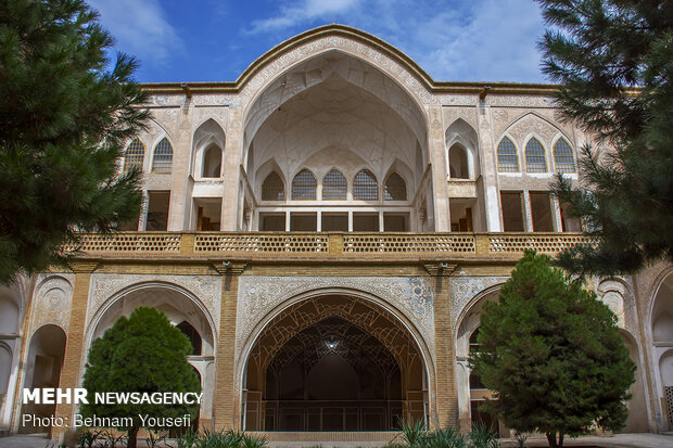 مدينة "كاشان" مهد الحضارة والثقافة التقليدية في ايران 