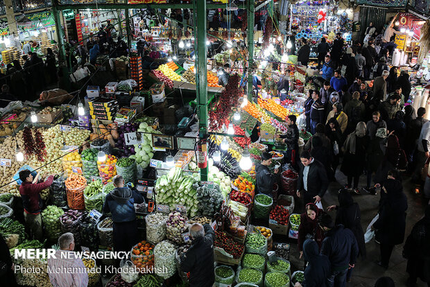 New Year shopping in Tajrish Bazaar
