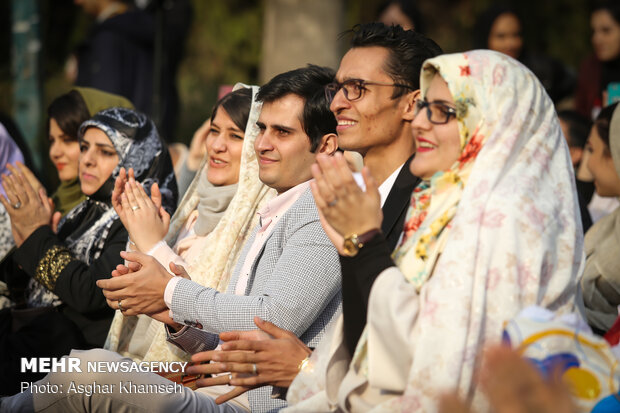 جشن ازدواج ۳۰۰ زوج دانشجوی دانشگاه تهران