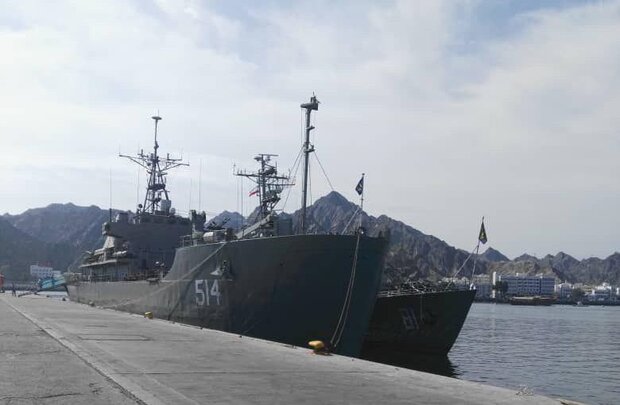 مجموعة بحرية ايرانية ترسو في ميناء اكتايو في كازاخستان